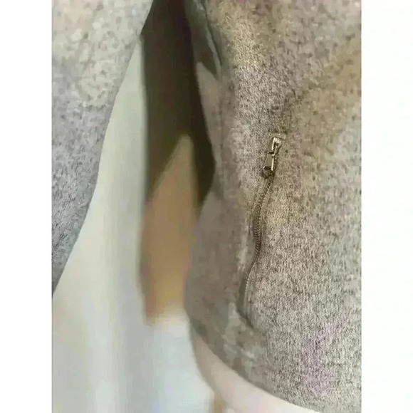 Old Navy Woman’s Moto Sweater Active Wear Jacket - Picture 4 of 9